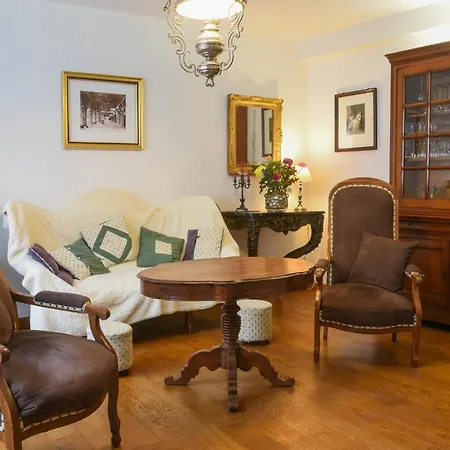 펜션 De La Bastide - Typique De