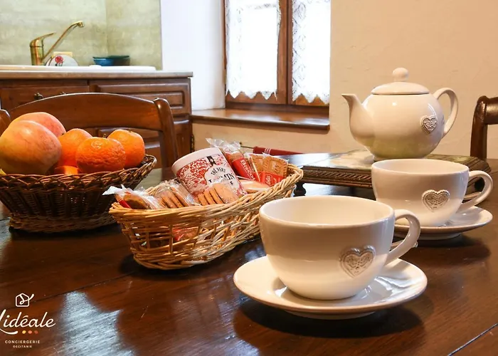 De La Bastide - Typique De 펜션 *