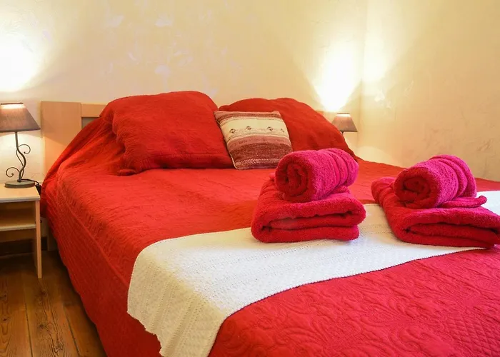 De La Bastide - Typique De 미르포아