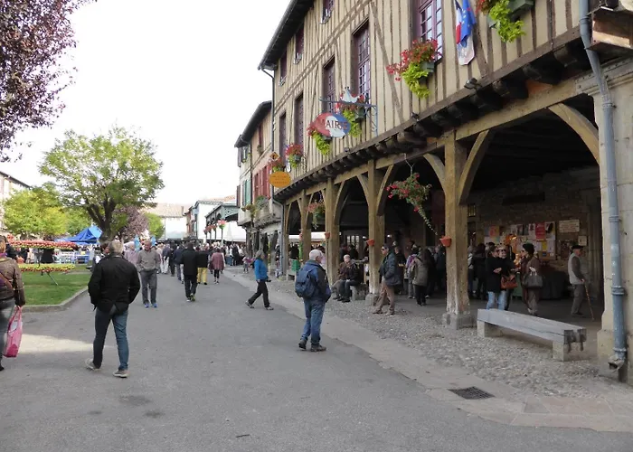 De La Bastide - Typique De *